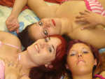 Drei geile nackte Girls im cam2cam Chat